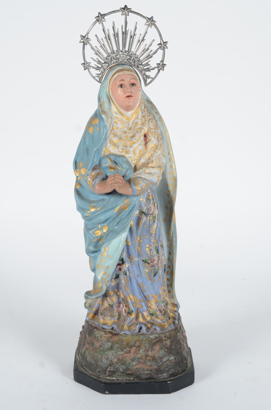 Nossa Senhora - Imagem de madeira policromada, resplendor de prata. - foto 2 de 8