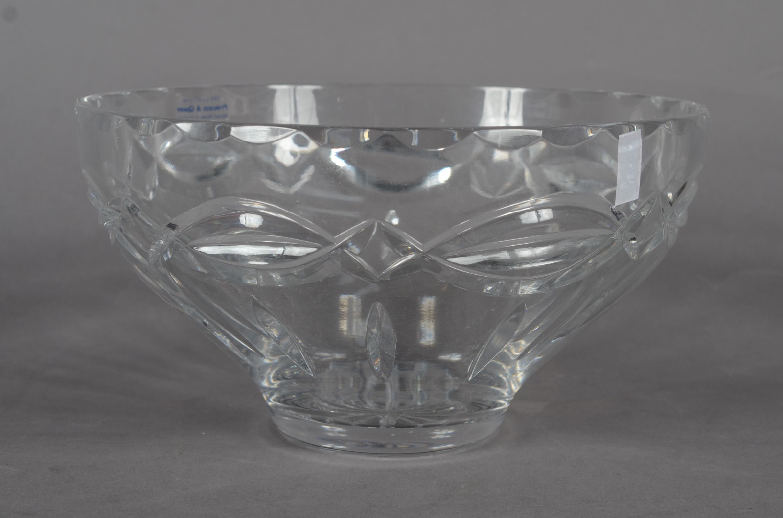 Bowl de cristal tcheco lapidado. - foto 1 de 8