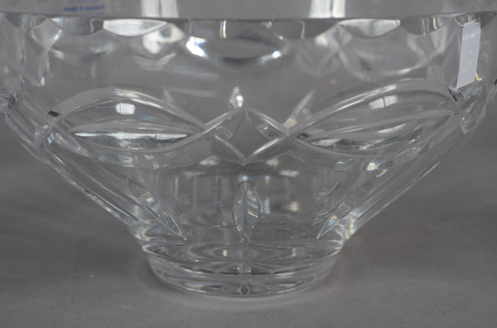Bowl de cristal tcheco lapidado. - foto 2 de 8