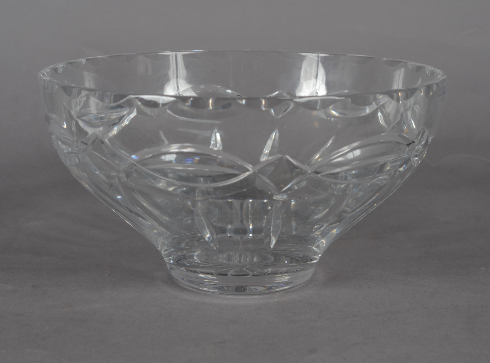 Bowl de cristal tcheco lapidado. - foto 6 de 8