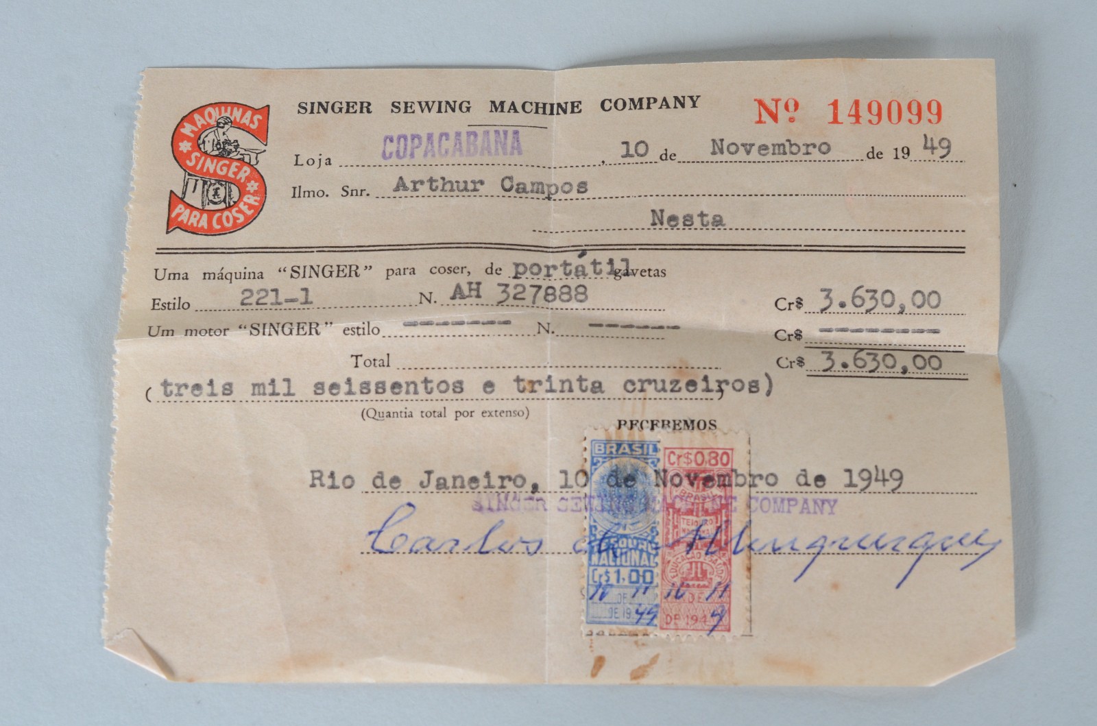 Máquina de costura portátil, no estojo. Anos 40. Funcionando. - foto 11 de 11