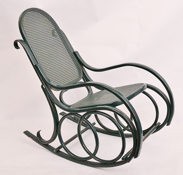 Cadeira de balanço estilo austríaco Thonet, pintada de verde, assento...