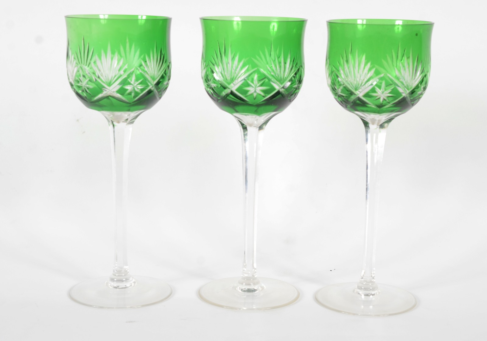 Garrafa e 3 taças para vinho de cristal doublé verde lapidado... - foto 8 de 9