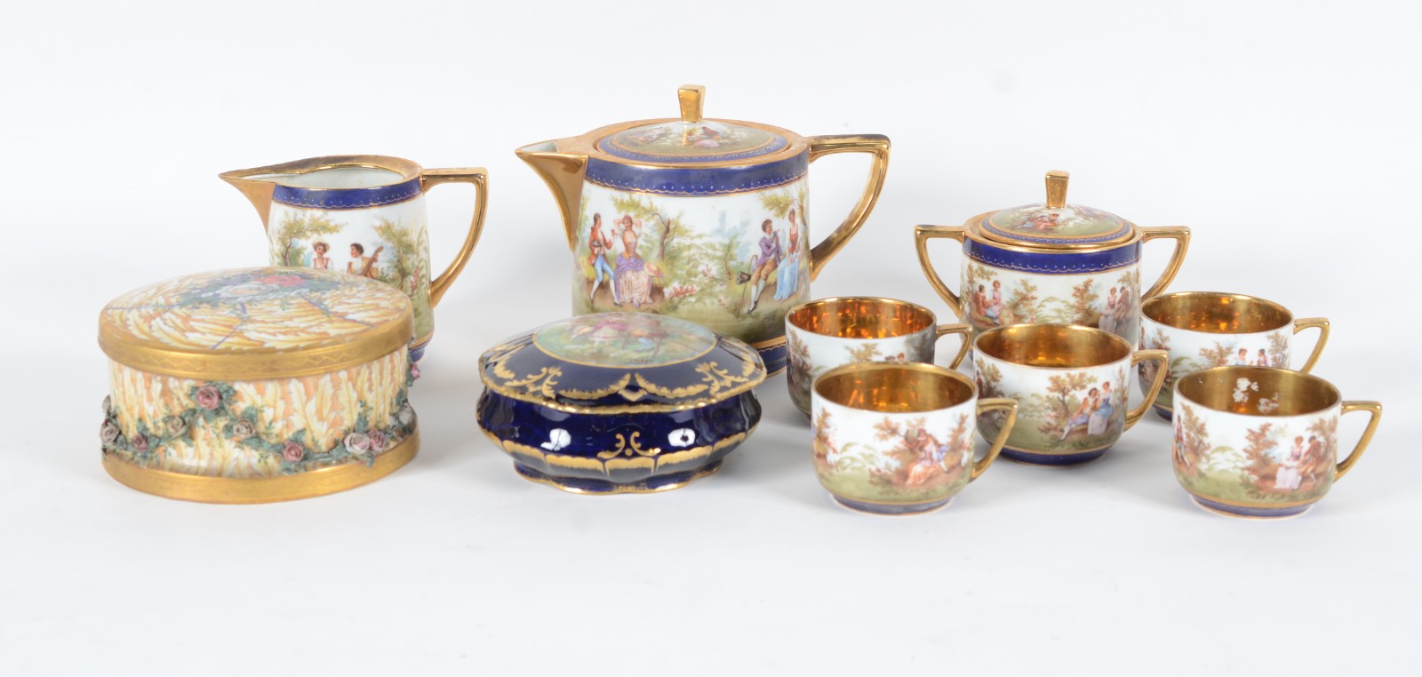 Serviço de chá de porcelana tcheca composto de: bule, leiteira (fio... - foto 1 de 11