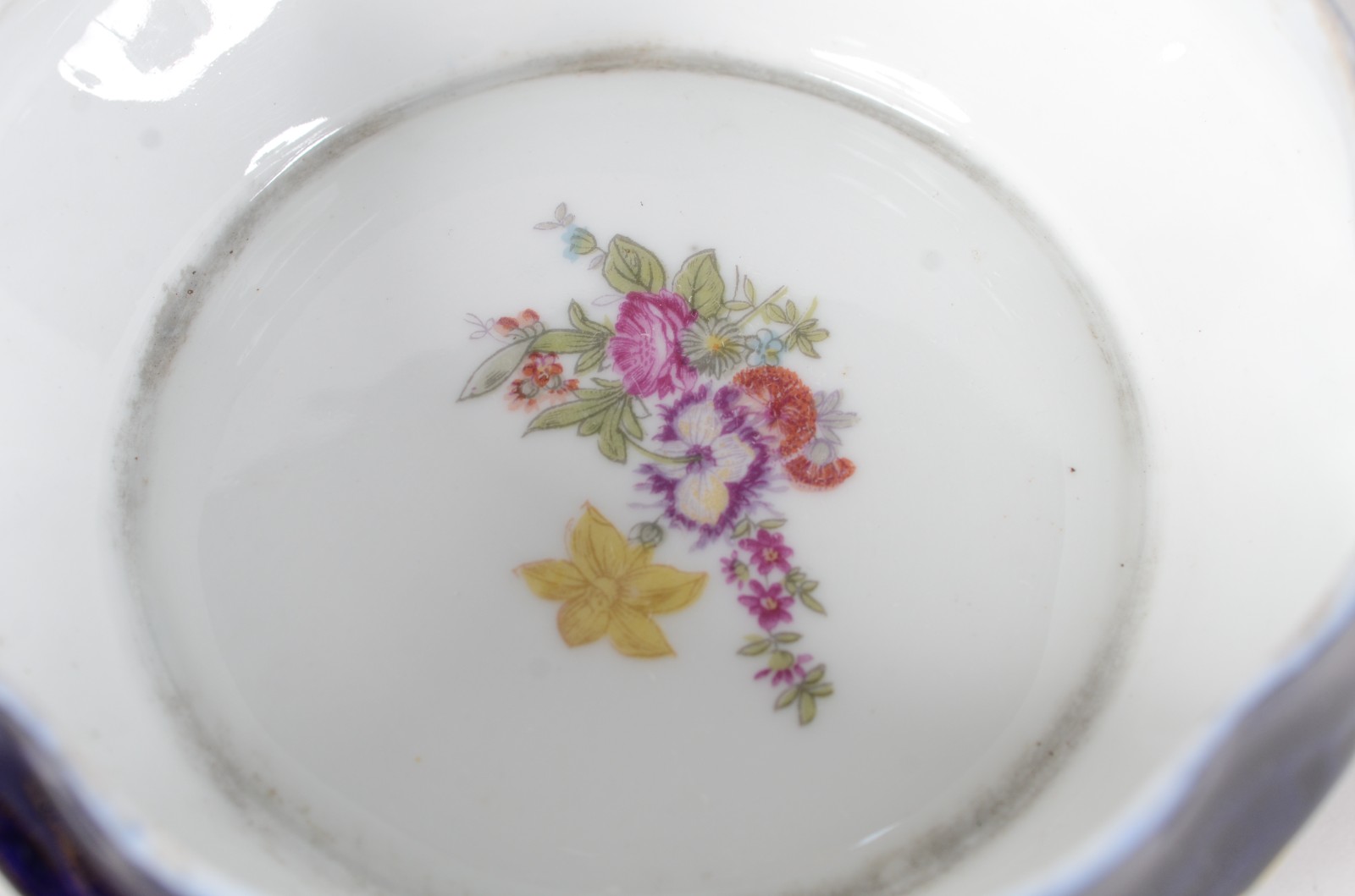 Serviço de chá de porcelana tcheca composto de: bule, leiteira (fio... - foto 4 de 11
