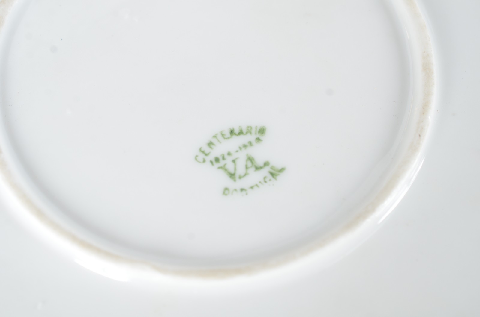 Serviço de chá de porcelana tcheca composto de: bule, leiteira (fio... - foto 10 de 11