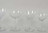 Baccarat (1764),  - Serviço de cristal francês composto de: 4 para champagne, 6 para água, 6 para vinho tinto, 6 para vinho branco e 3 para licor. Total: 31 peças.