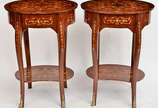 Par de mesas laterais de madeira nobre, estilo ... - Par de mesas laterais de madeira nobre, estilo frances, trabalhos em marqueterie