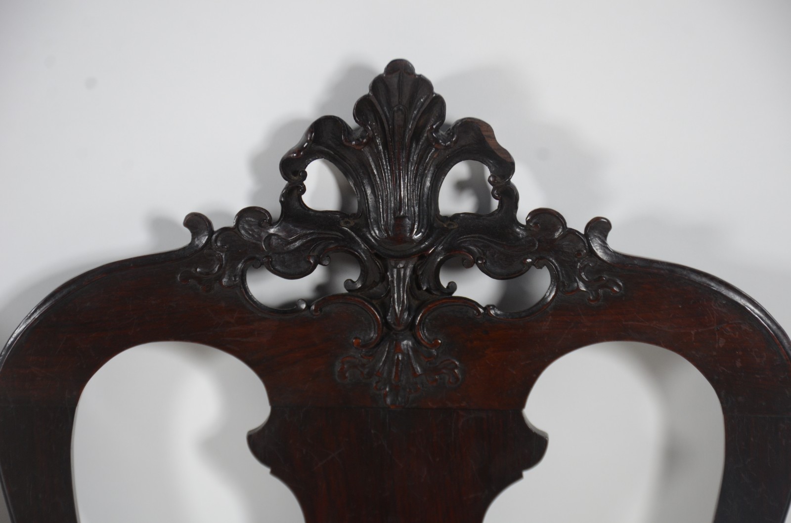 Conjunto com 8 cadeiras de madeira nobre para sala de jantar, estilo... - foto 2 de 5