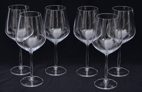 Seis cálices para vinho feitio balloon.