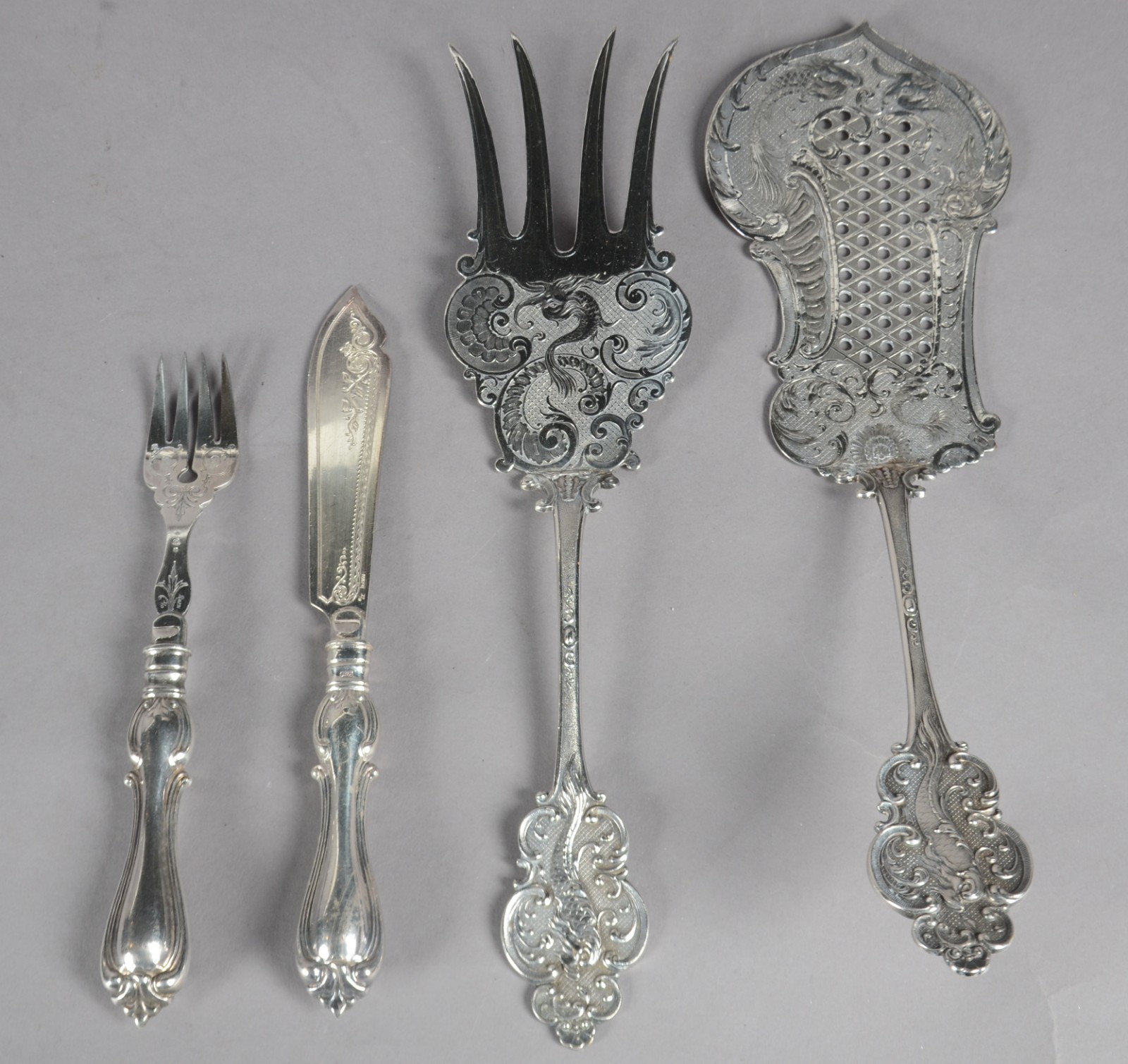Conjunto de talheres para peixe de metal prateado alemão WMF... - foto 2 de 11