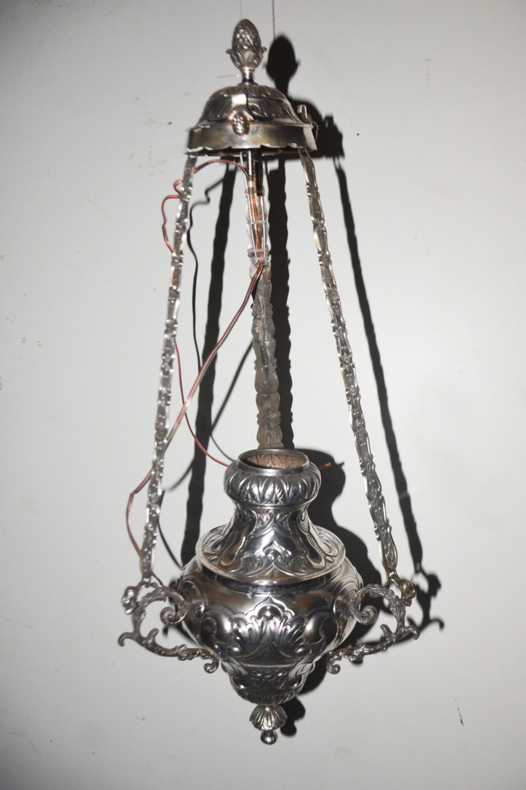 Lampadário de prata portuguesa, contrastada, século XIX. Peso da... - foto 1 de 6