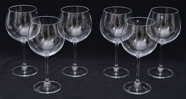 Seis cálices para vinho feitio balloon.