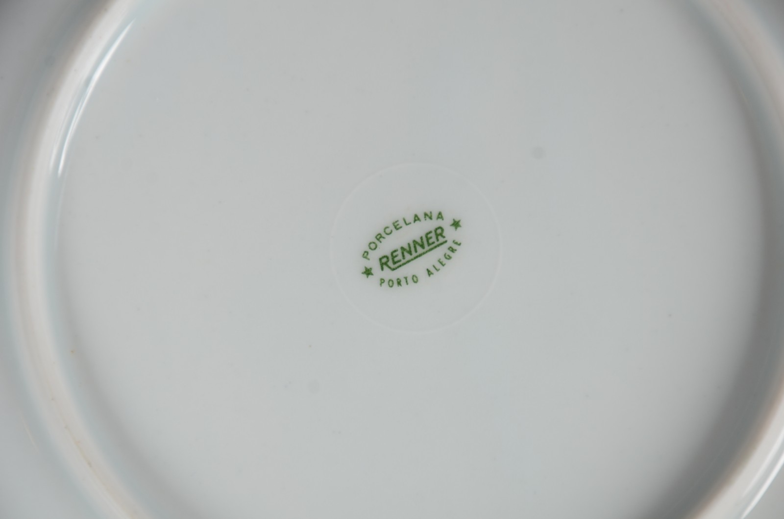 Serviço de jantar de porcelana Renner, decoração floral, composto de... - foto 7 de 7