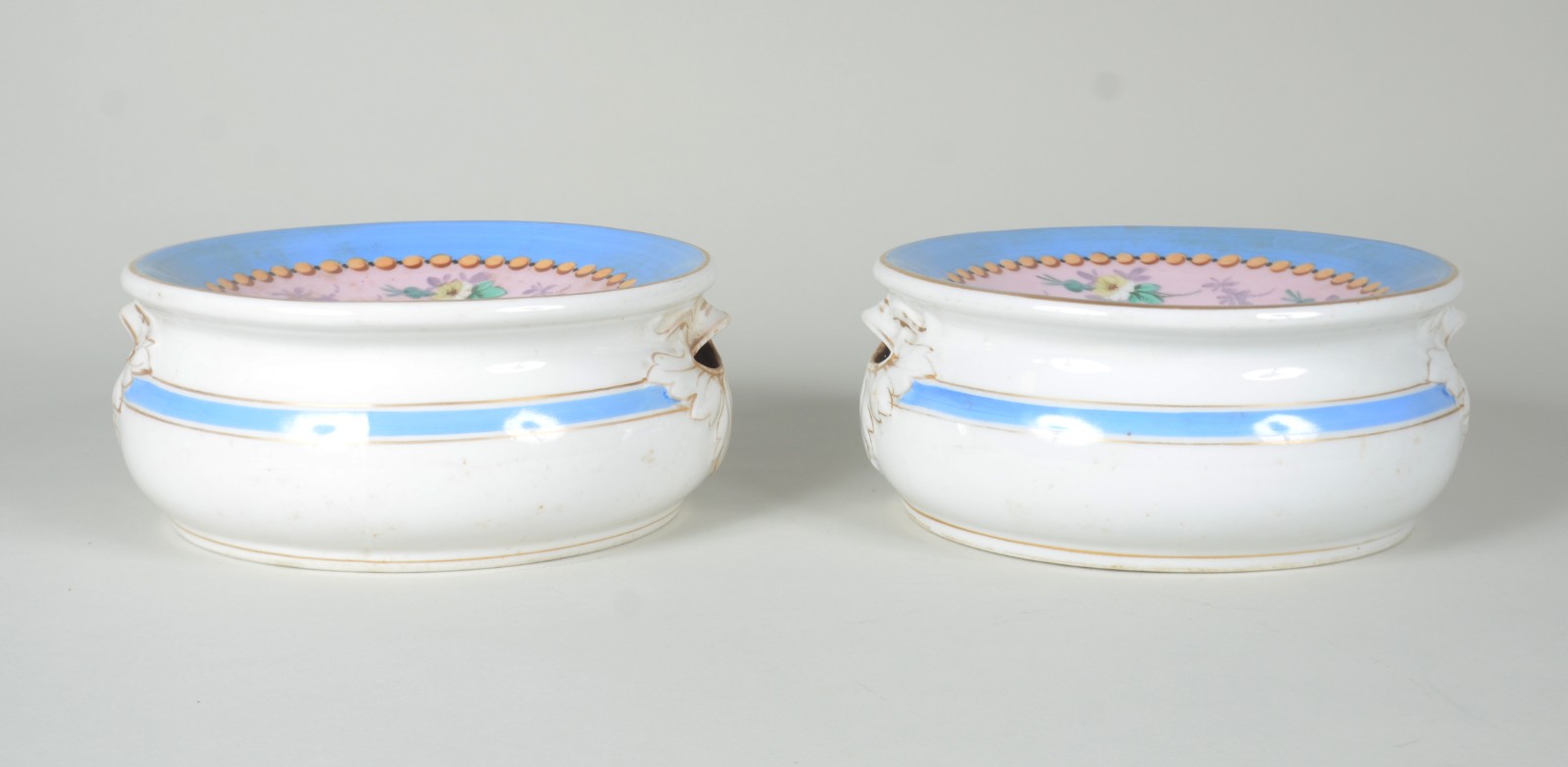 Par de escarradeiras de porcelana francesa Vieux Paris nas cores azul... - foto 4 de 6