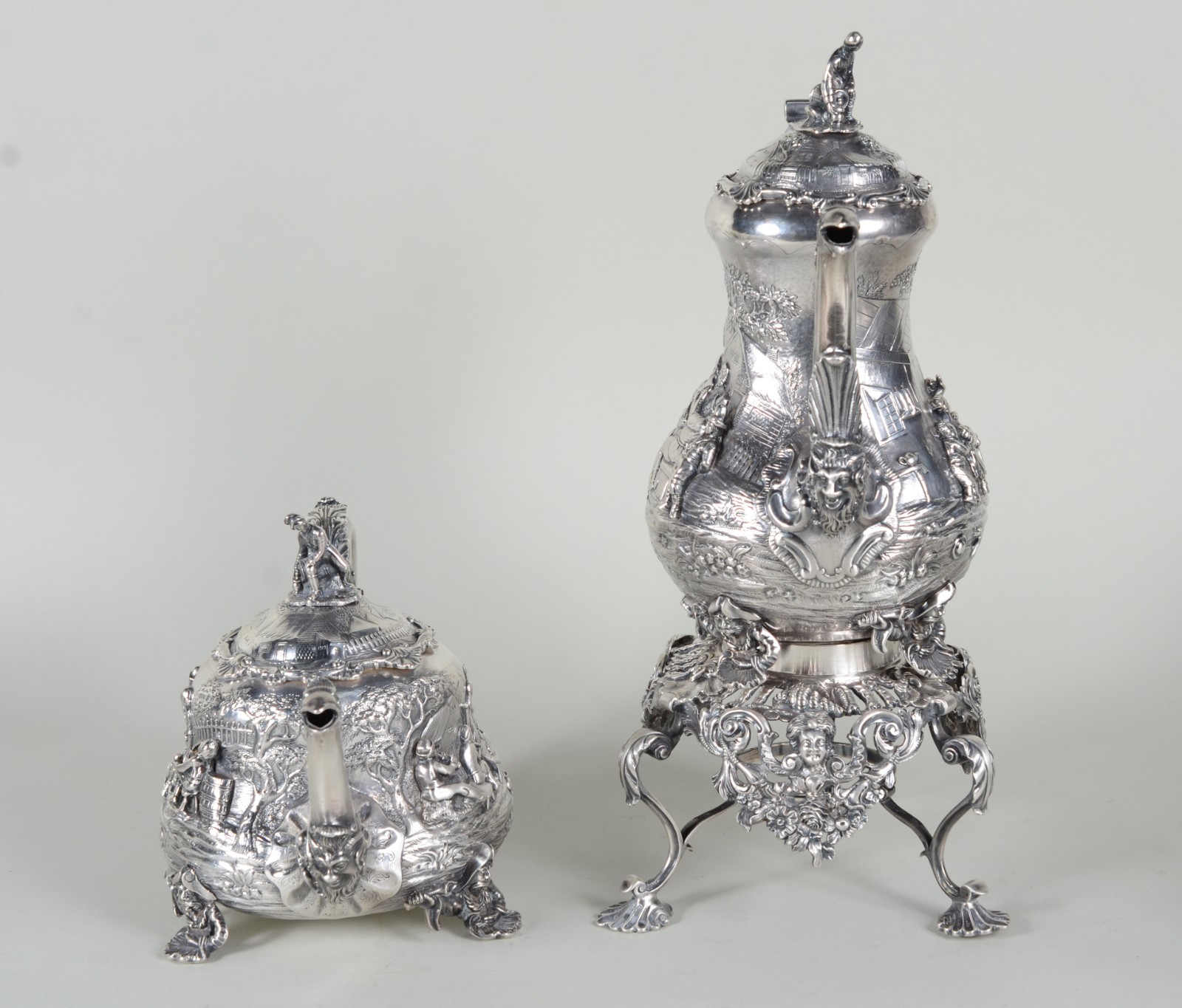 Samovar e bule de prata inglesa vitoriana, contrastada, ricamente... - foto 3 de 11