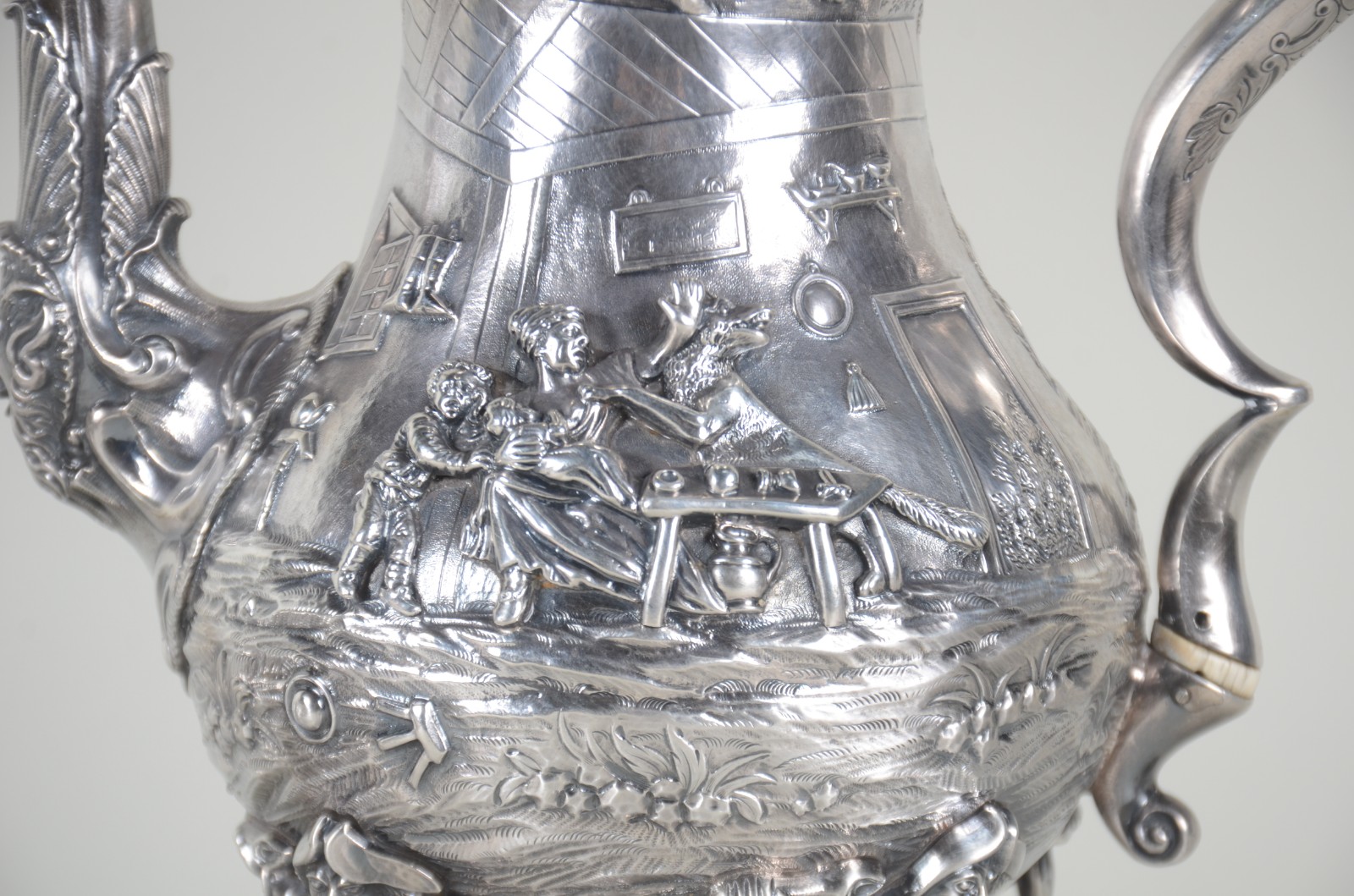 Samovar e bule de prata inglesa vitoriana, contrastada, ricamente... - foto 6 de 11
