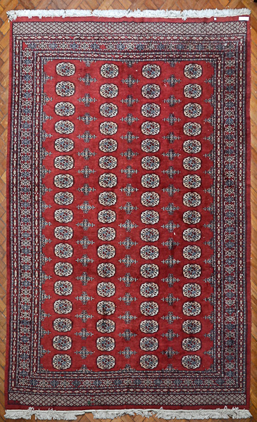 Tapete pakistan med. 2,23 x 2,87 m.