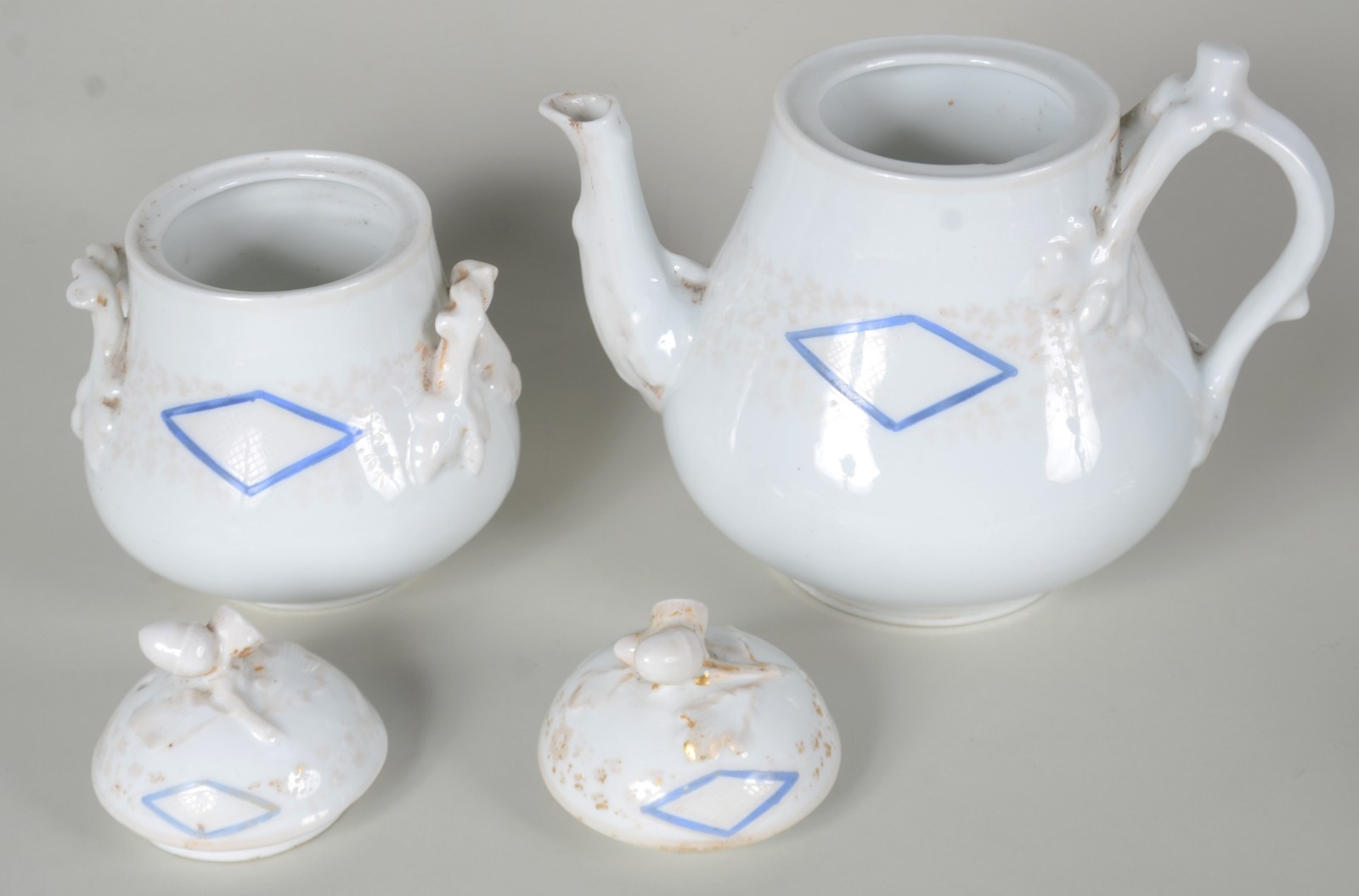 Serviço de chá de porcelana francesa Velho Paris, na cor branca... - foto 3 de 9