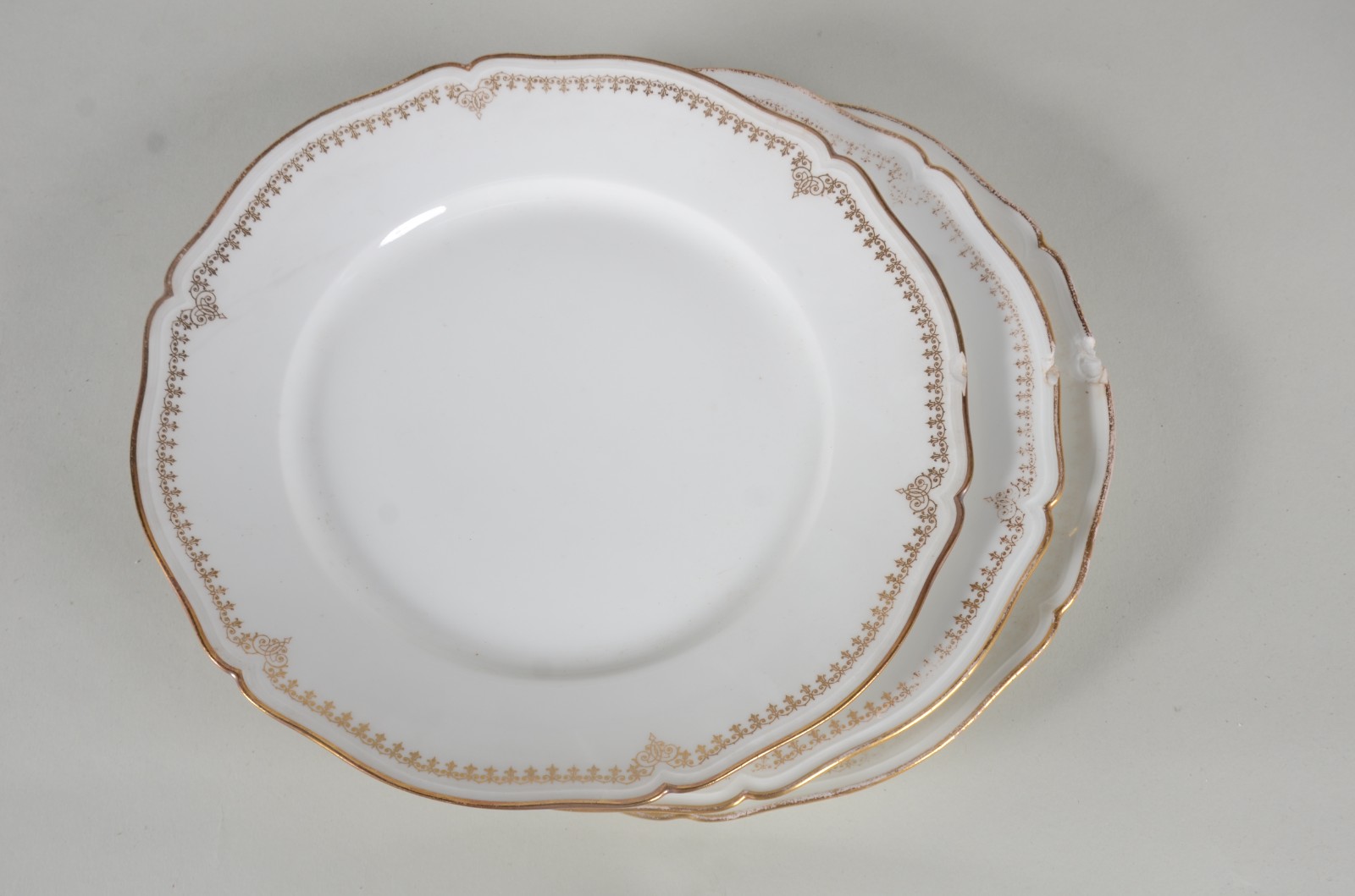 Aparelho de jantar e café de porcelana francesa E. Bourgeois, na cor... - foto 6 de 11