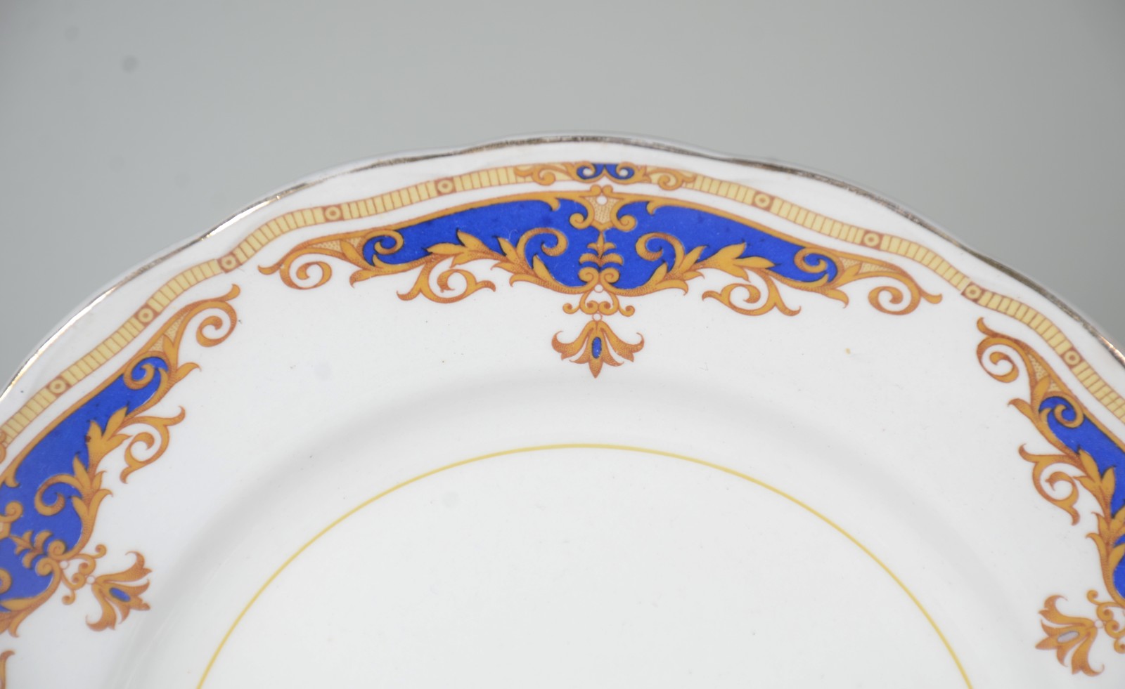 Serviço de jantar de faiança inglesa GRINDLEY CREAMPETAL, composto... - foto 2 de 10