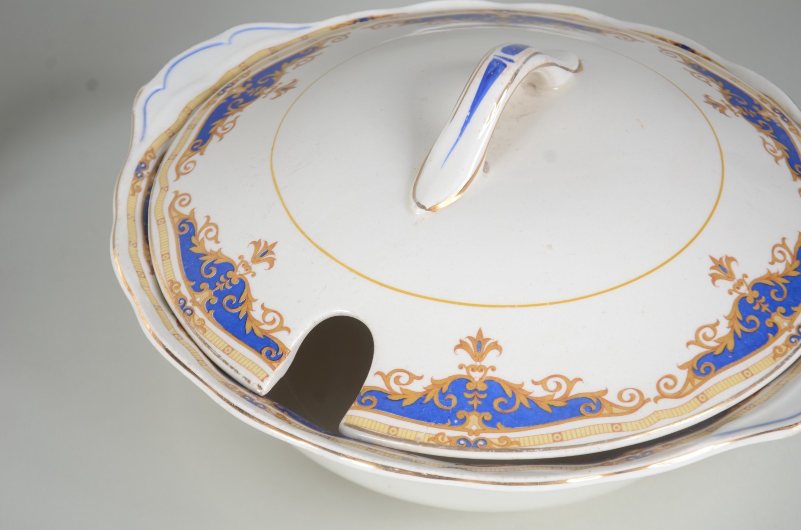 Serviço de jantar de faiança inglesa GRINDLEY CREAMPETAL, composto... - foto 6 de 10