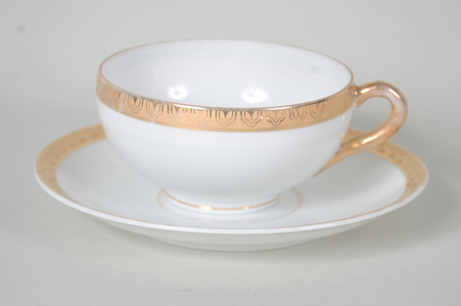 Seis xícaras para chá com pires de porcelana japonesa "casca de ovo"... - foto 3 de 8
