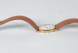Baume & Mercier (1830),  - Relógio de pulso, caixa de metal dourado, números romanos. Com certificado.