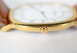 Baume & Mercier (1830),  - Relógio de pulso, caixa de metal dourado, números romanos. Com certificado.