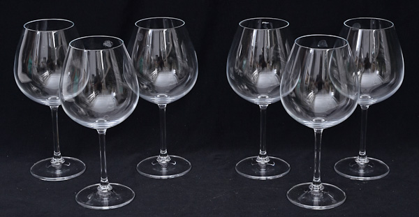 Seis cálices para vinho feitio balloon.