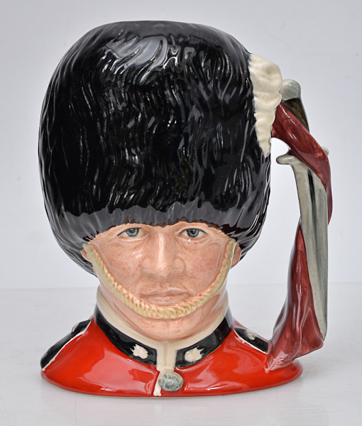 ROYAL DOULTON - Caneca de faiança inglesa policromada, repres. THE...
