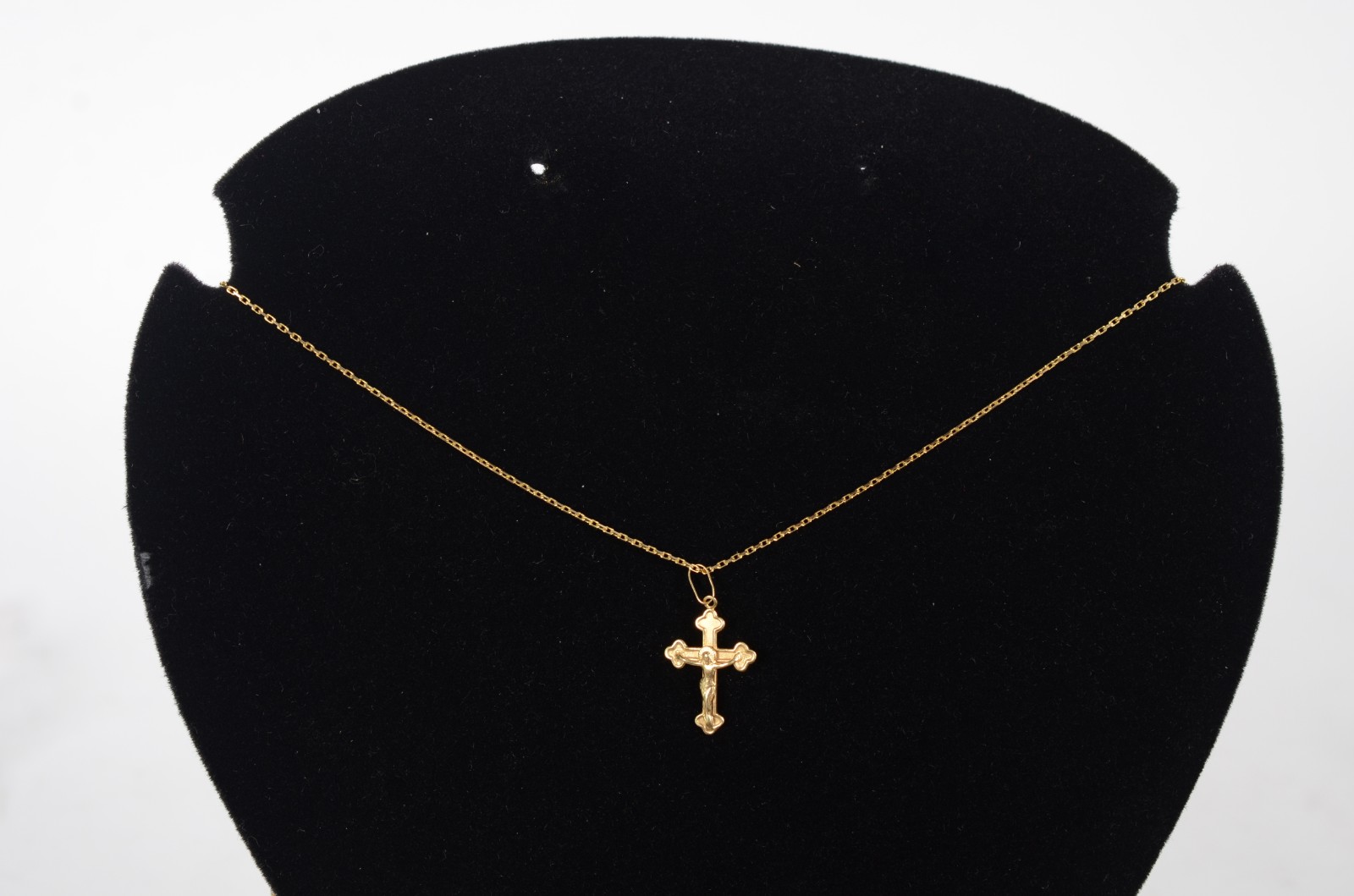 Colar de ouro 18 k, contraste 750 com crucifixo. (Por motivos de... - foto 3 de 7