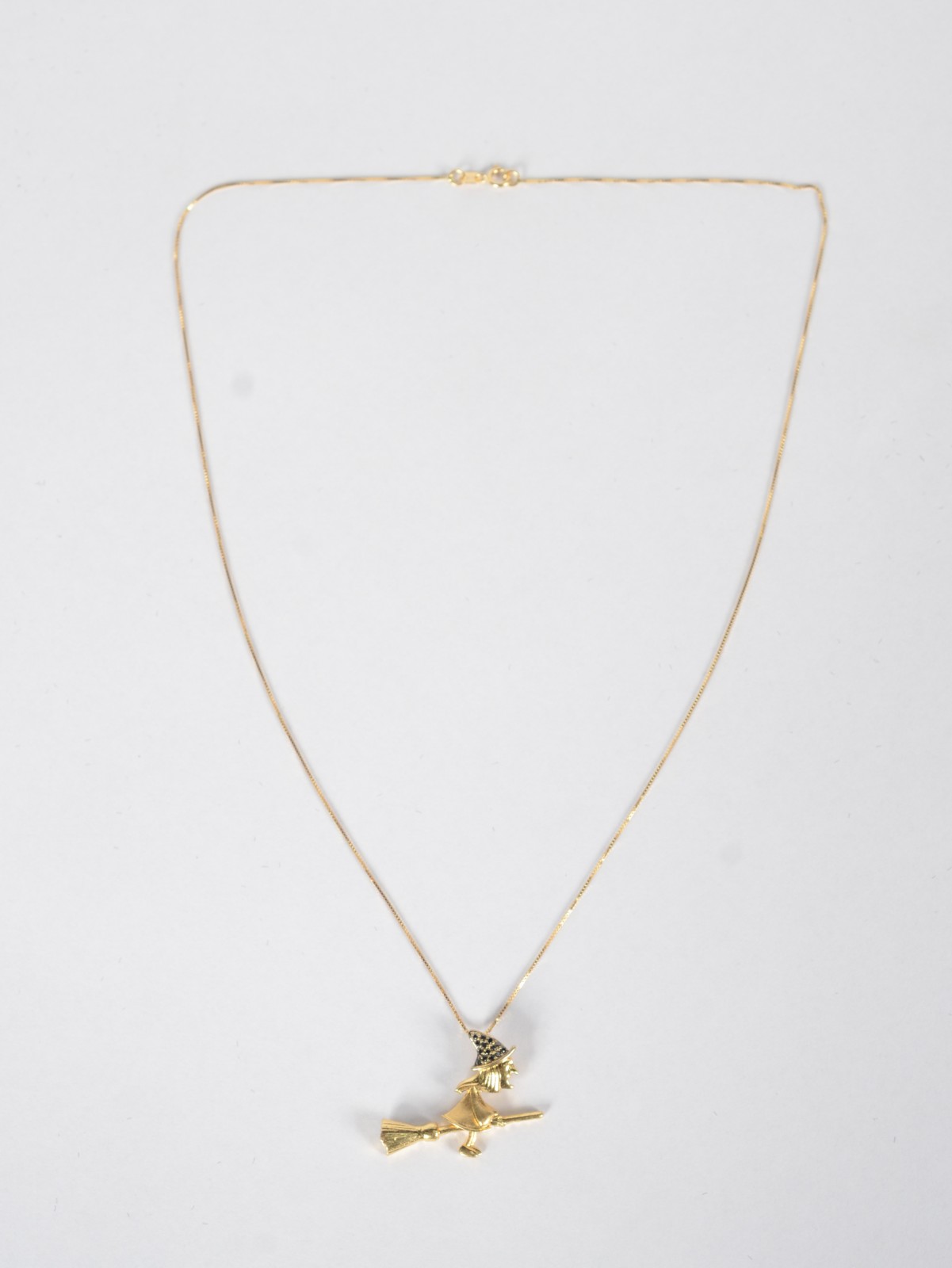 Colar de ouro 18 k., contraste 750 com pendente. (Por motivos de... - foto 2 de 8