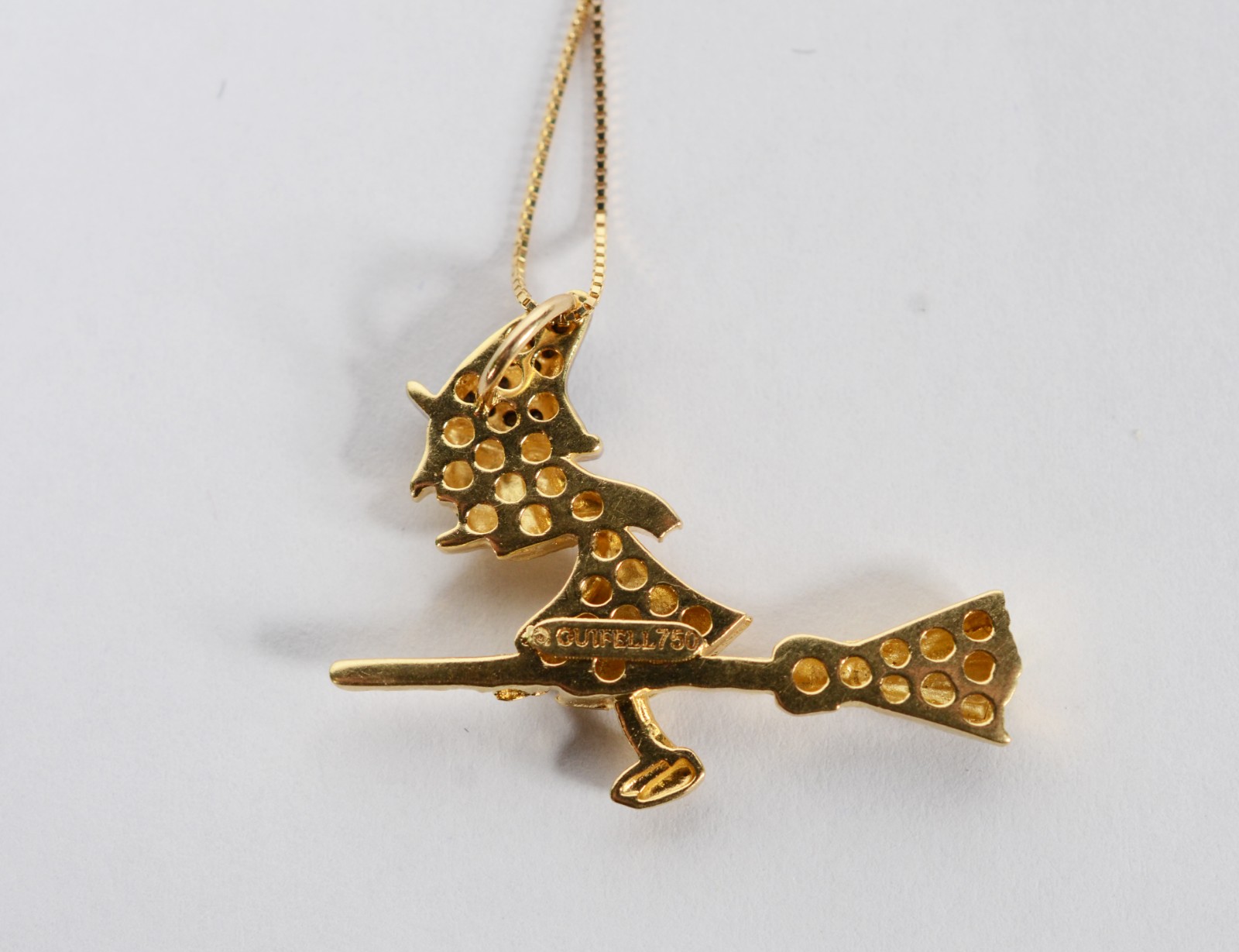 Colar de ouro 18 k., contraste 750 com pendente. (Por motivos de... - foto 4 de 8