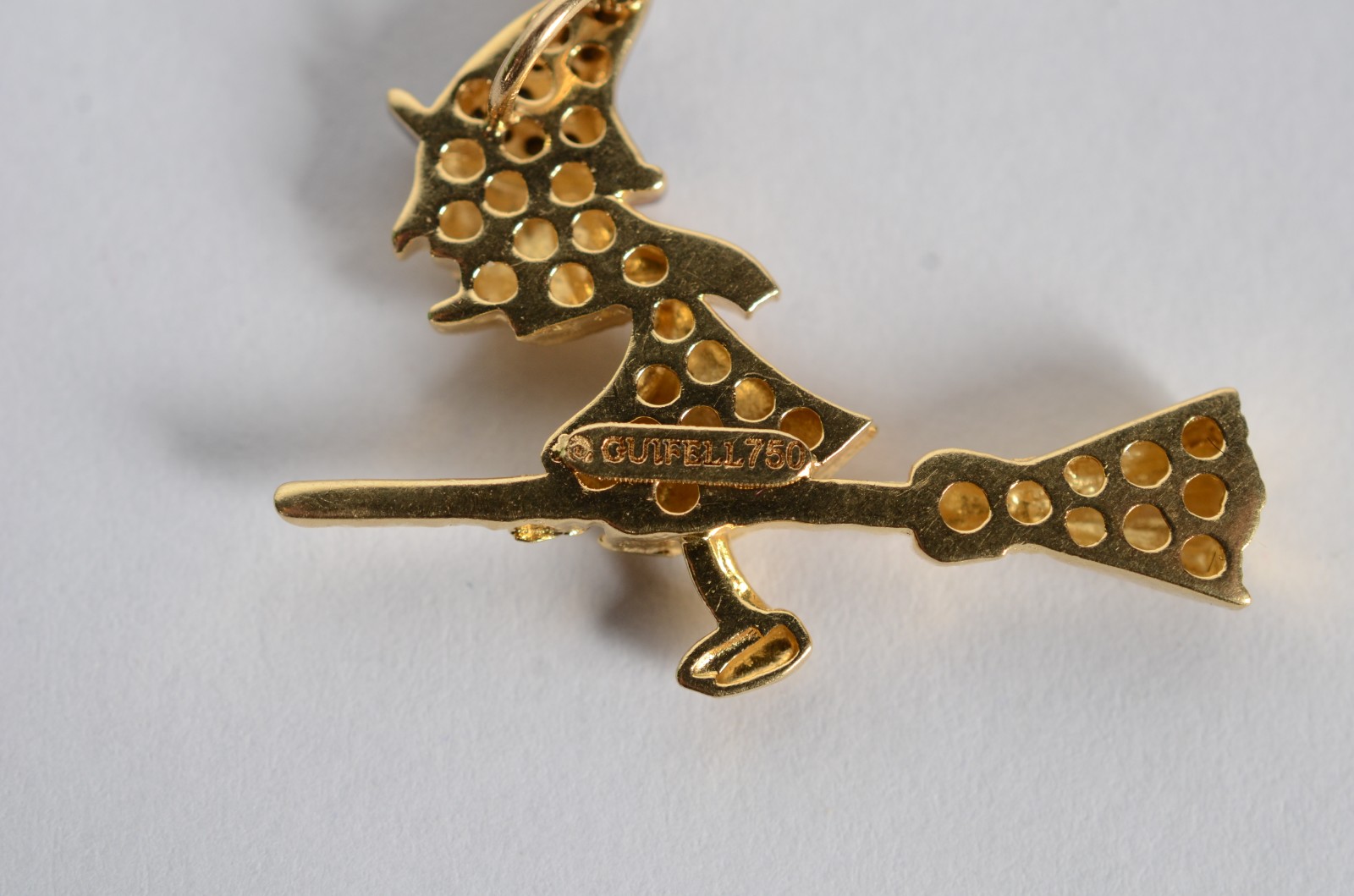 Colar de ouro 18 k., contraste 750 com pendente. (Por motivos de... - foto 5 de 8