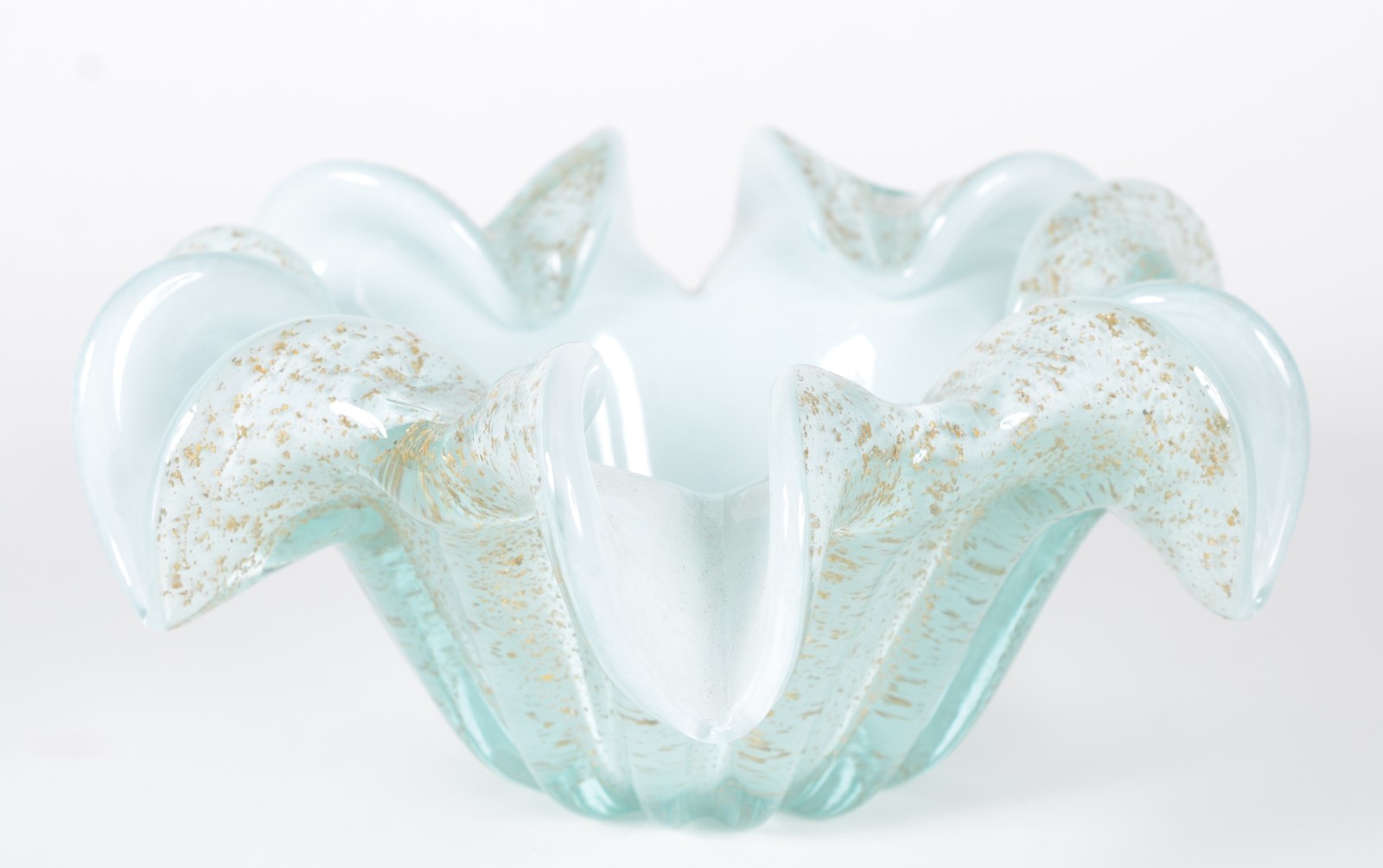 Centro de mesa de vidro decorativo branco com pó de ouro, borda... - foto 1 de 5