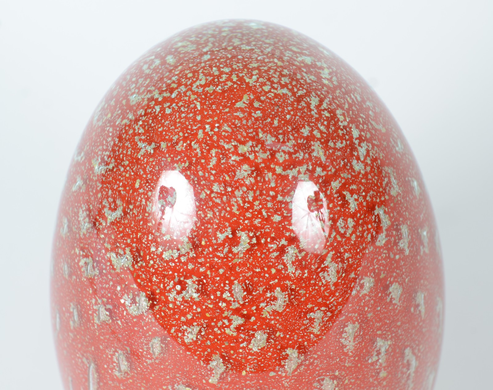 Ovo/pinha de vidro decorativo na cor laranja. - foto 3 de 4