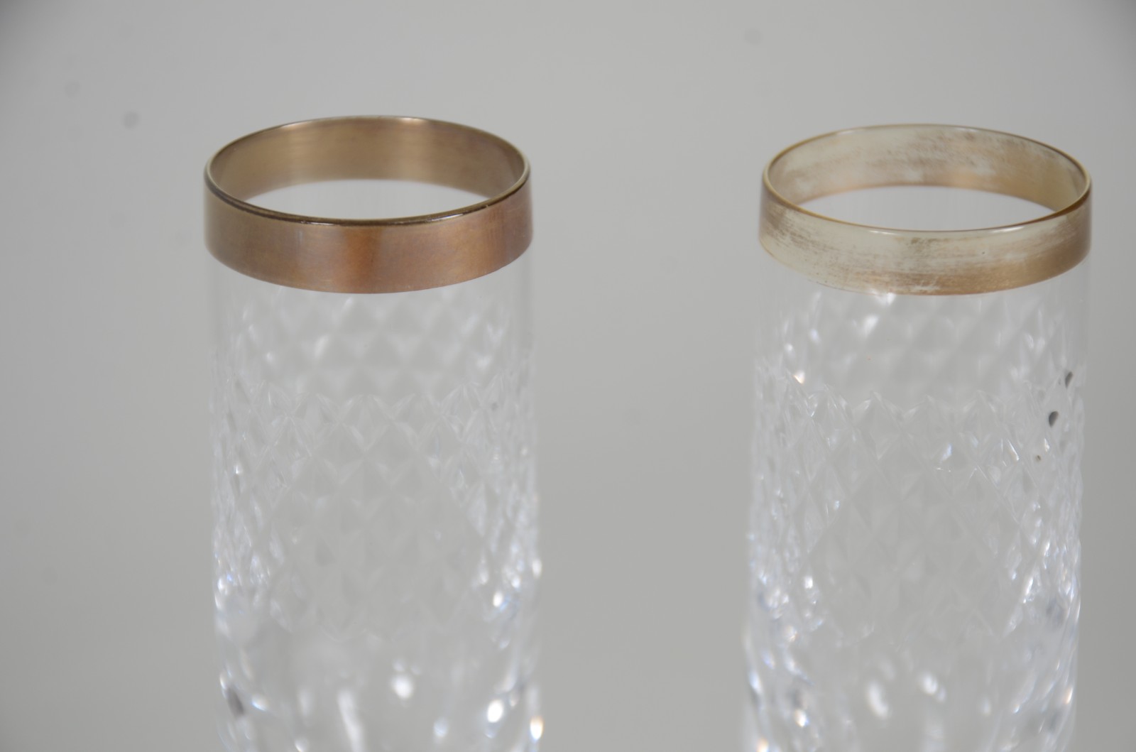 Quinze flutes para champagne da Veuve Clicquot Ponsardin e 5 copos de... - foto 8 de 8