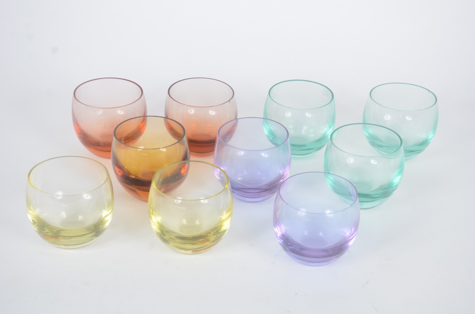 Conjunto com 10 copos para batida e 10 para licor de cristal colorido... - foto 2 de 6