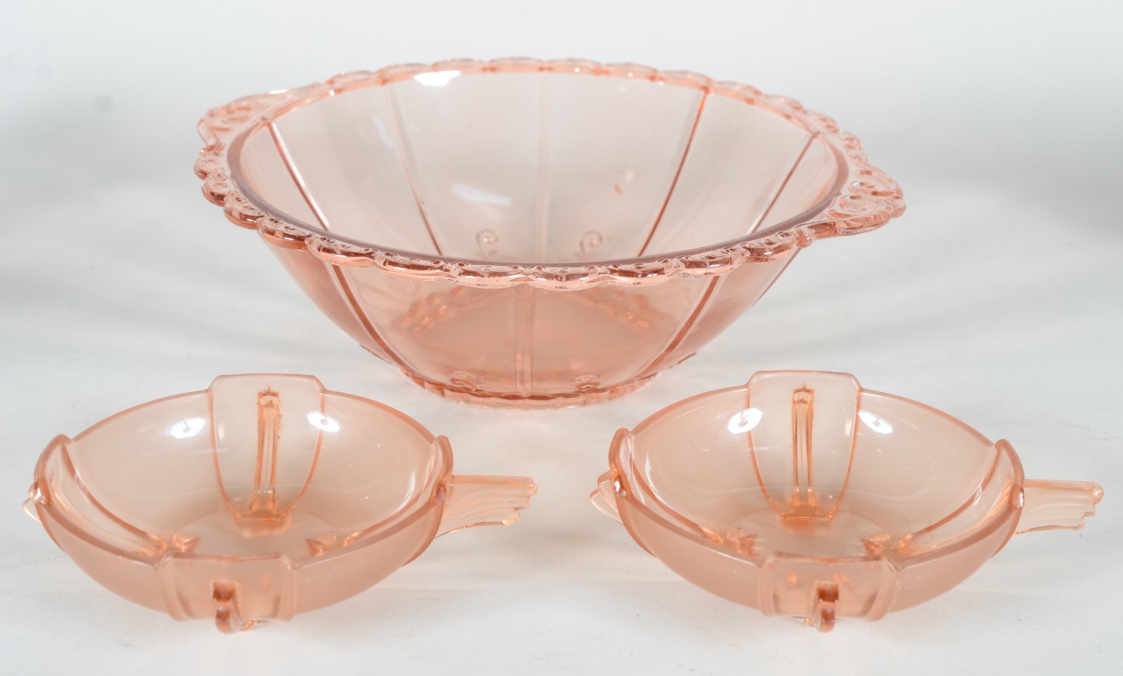Diversas peças de vidro/cristal, sendo: 7 taças lavradas para... - foto 4 de 8