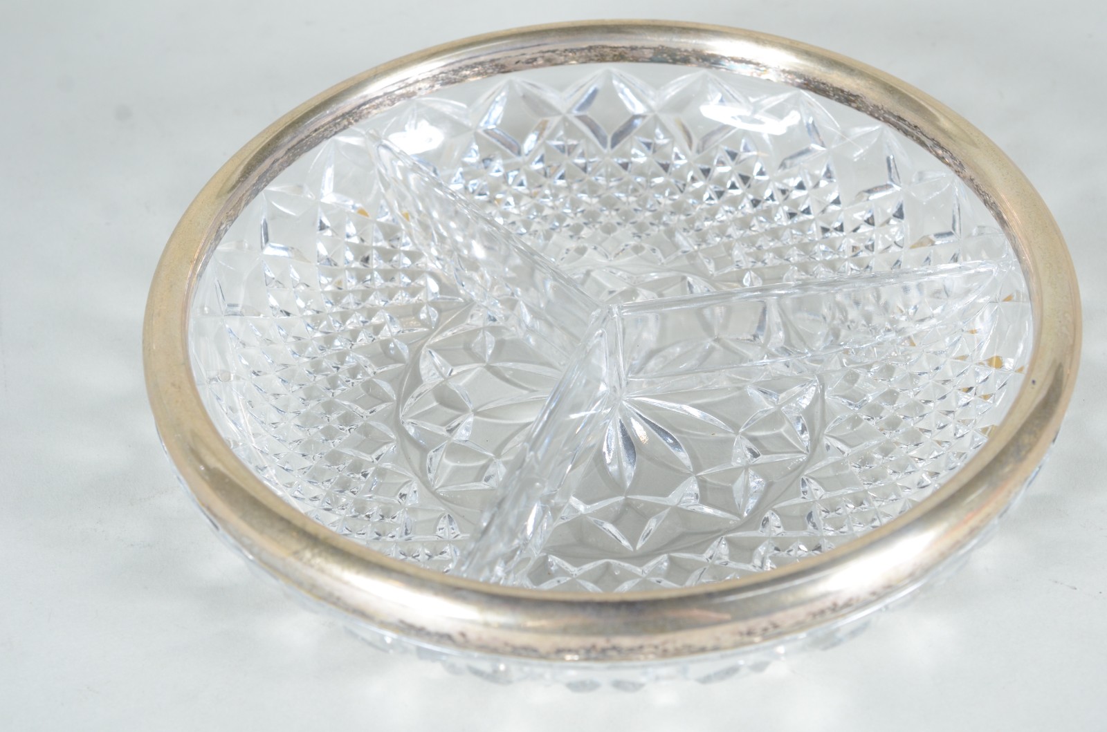 Diversas peças de vidro/cristal, sendo: 7 taças lavradas para... - foto 6 de 8