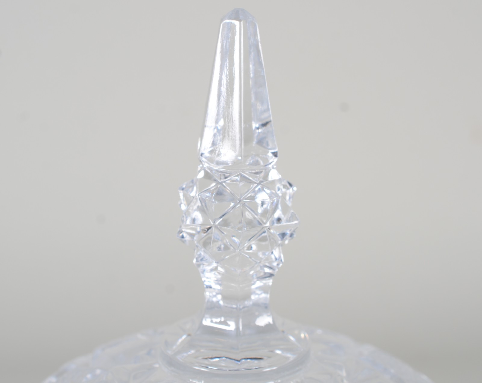 Compoteira de cristal lapidada. - foto 2 de 10
