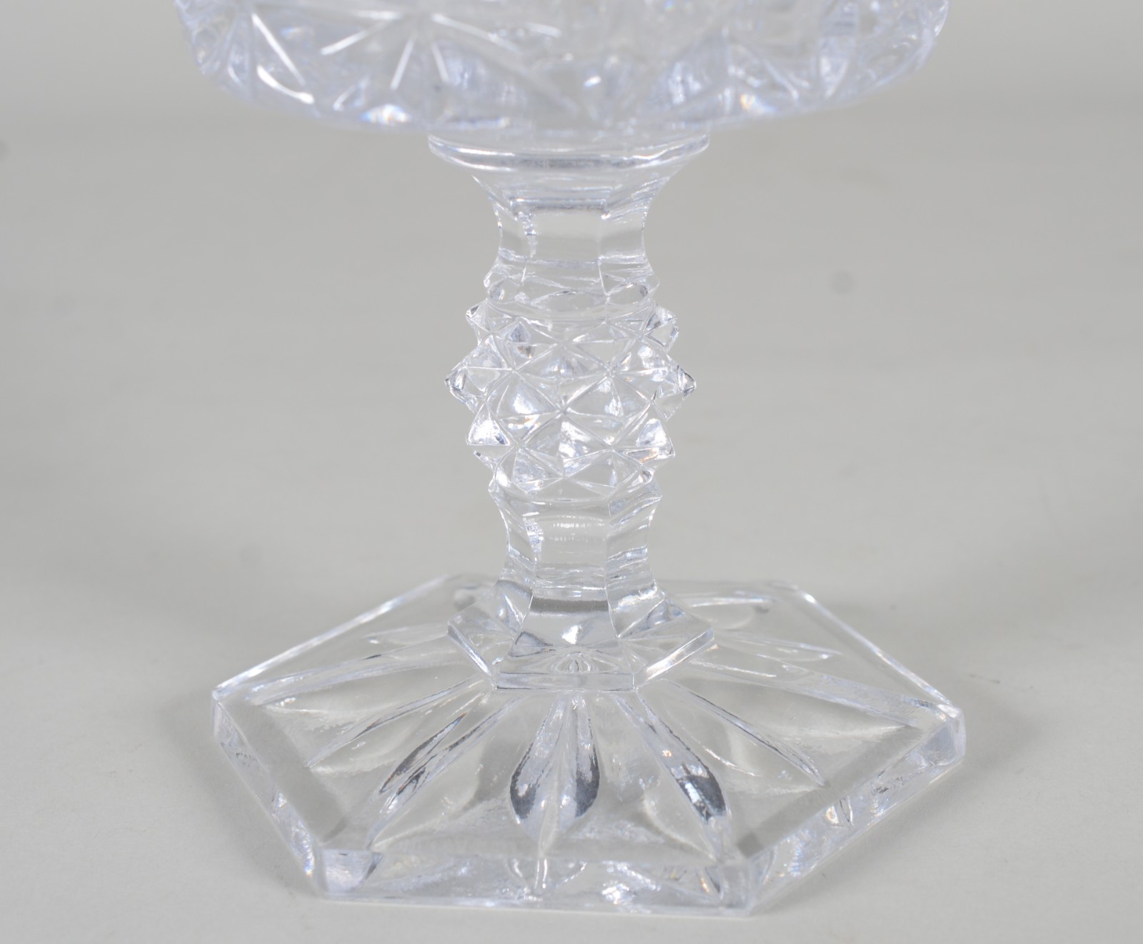 Compoteira de cristal lapidada. - foto 6 de 10