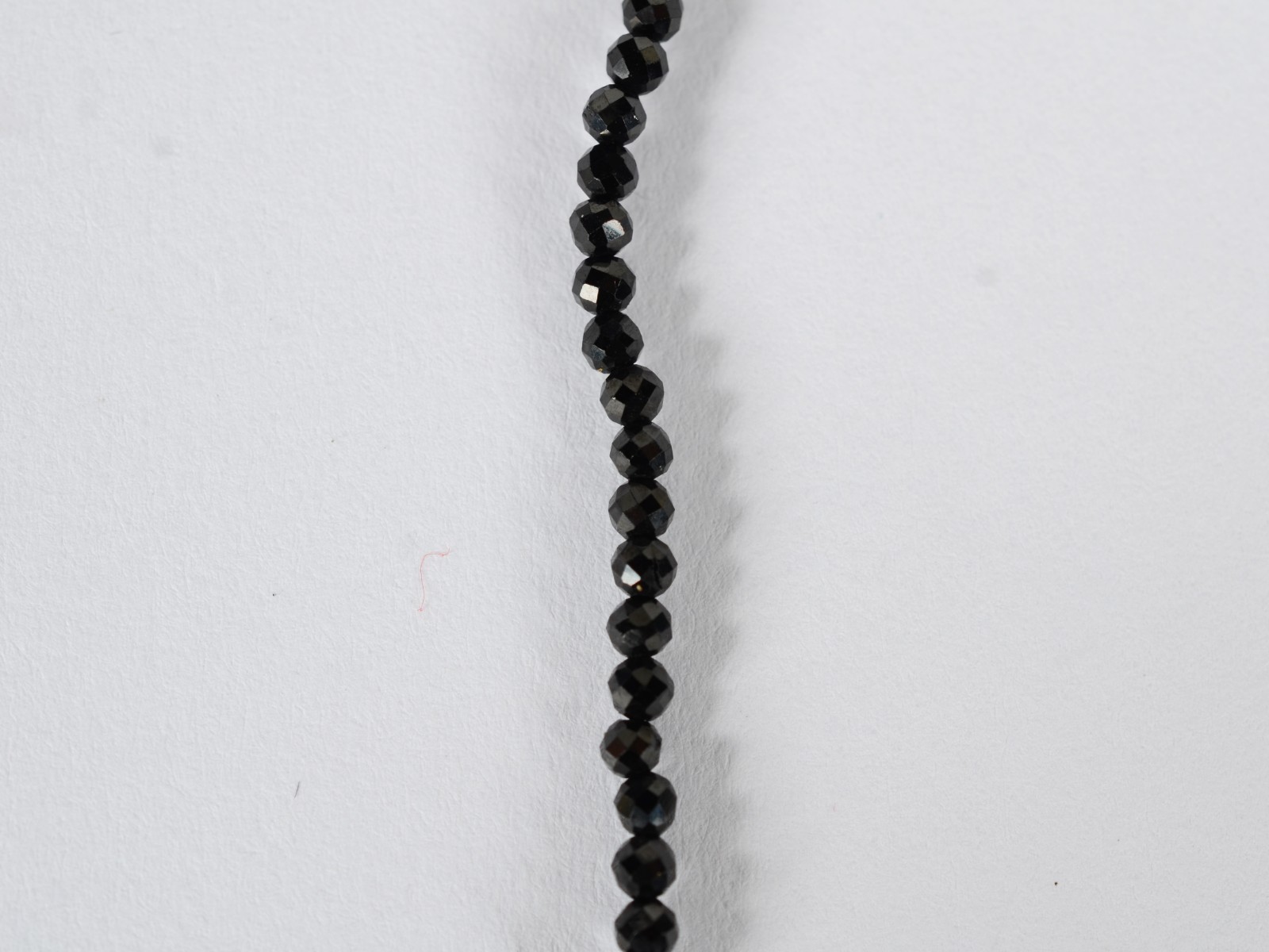 Colar com fecho e complementos de ouro 18 k., pendente na forma de... - foto 4 de 8