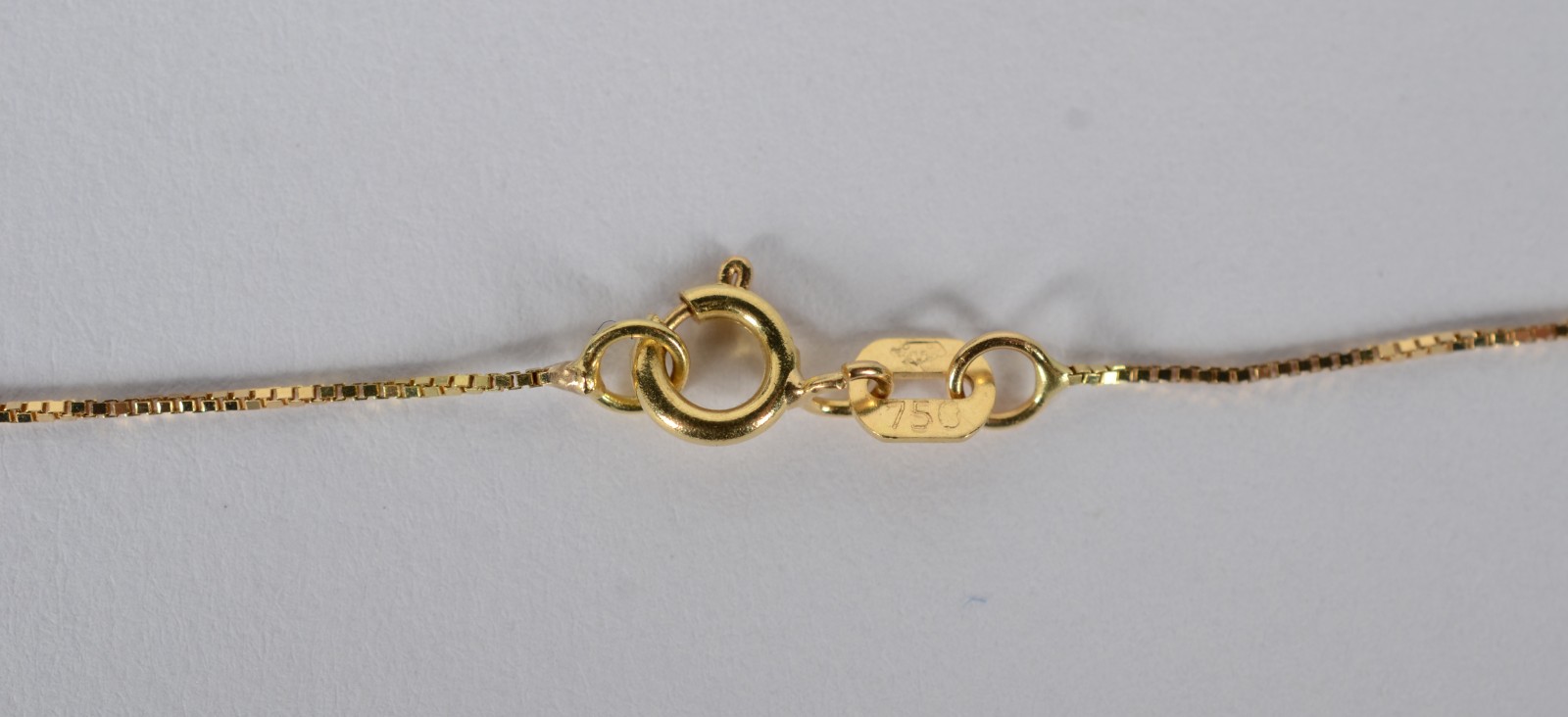Colar com pendente de ouro 18 k., contraste 750 com esmeralda... - foto 5 de 9