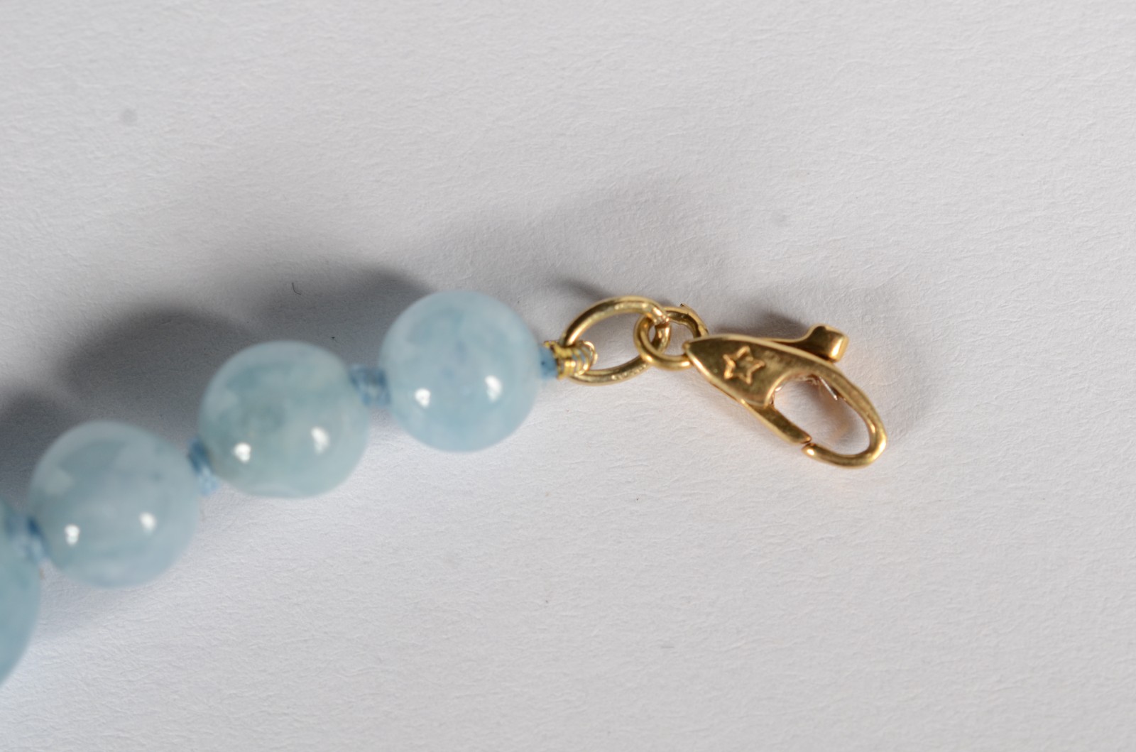 Pulseira com fecho de ouro 18 k., contraste 750. (Por motivos de... - foto 4 de 8