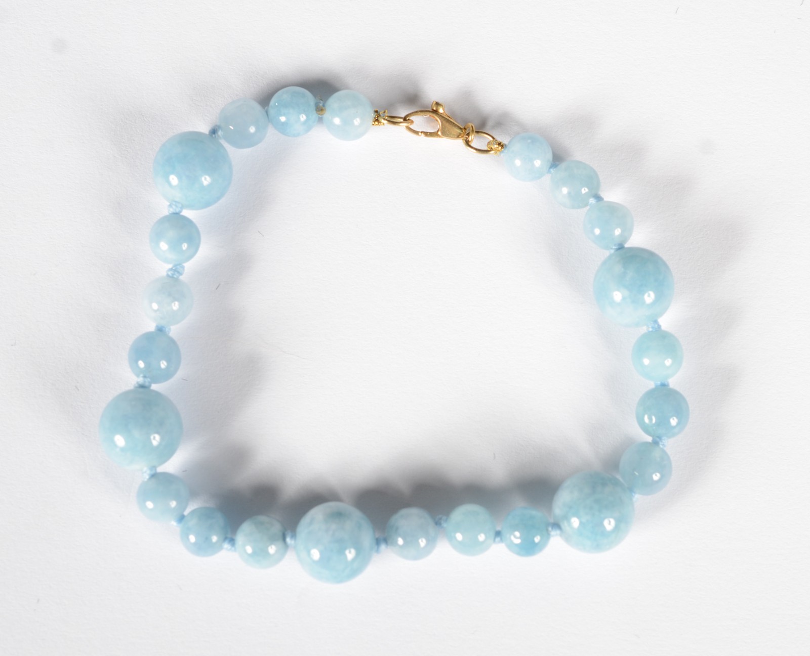 Pulseira com fecho de ouro 18 k., contraste 750. (Por motivos de... - foto 5 de 8