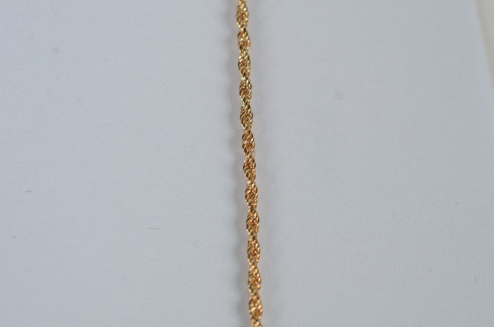 Colar de ouro 18 k., pendente de São Jorge. (Por motivos de segurança... - foto 6 de 10
