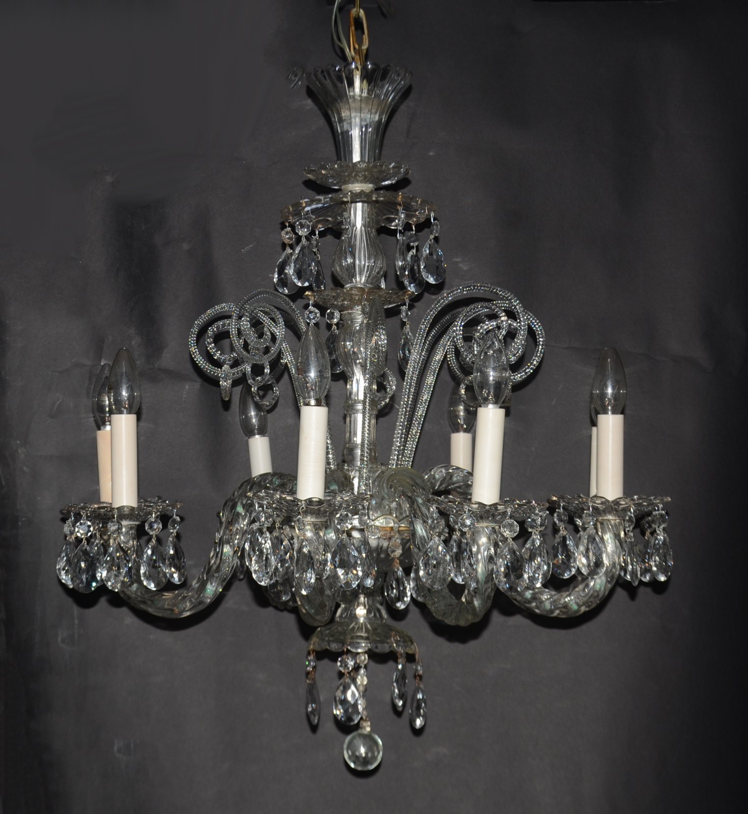 Lustre de cristal para 8 luzes, bobeches com bordas peroladas... - foto 2 de 10