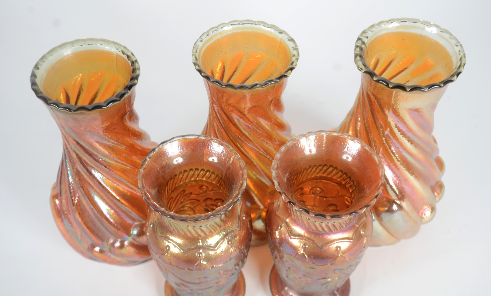 Cinco vasos diversos de antigo vidro decorativo "casca de cebola". - foto 2 de 6